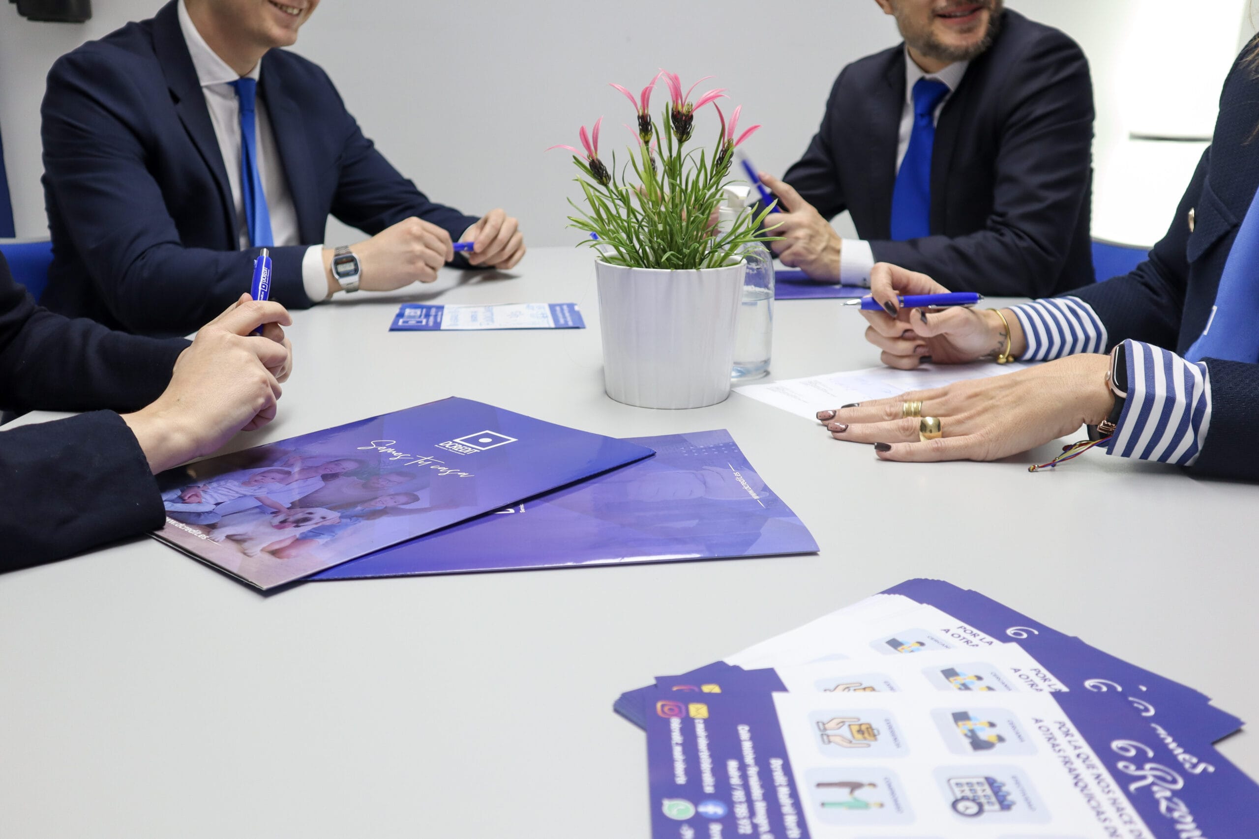 Qué hace un bróker hipotecario y por qué en Dcredit conseguimos mejores condiciones